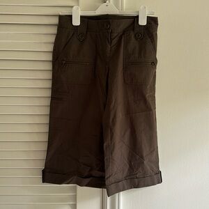 LAUNDRY By Shelli Segal Brown Capri Pants SZ 2 62% Cotton 38% Nylon